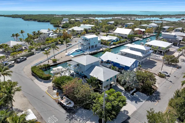 $1,499,000 | 27372 West Indies Drive, Summerland Key, FL 33042