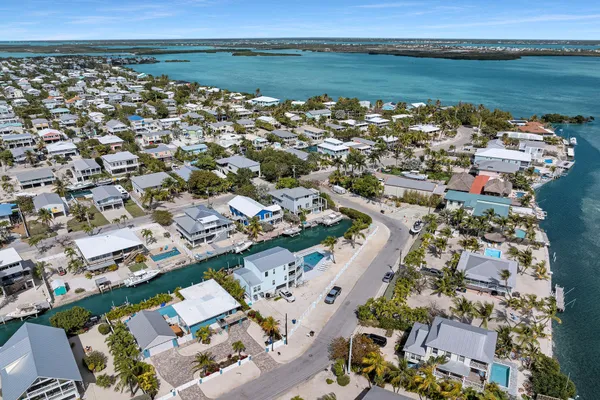 $1,499,000 | 27372 West Indies Drive, Summerland Key, FL 33042