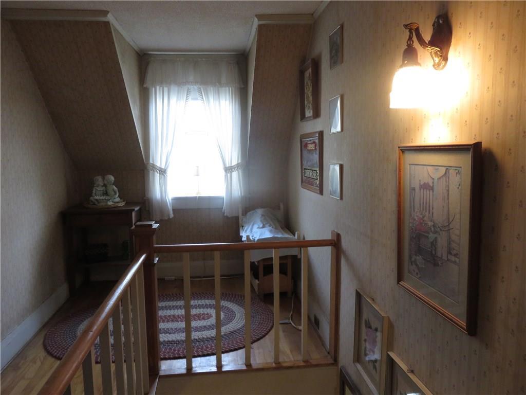 6 Waldoboro Road Washington, ME 04574 - Photo 21 of 33 Second Floor Hall