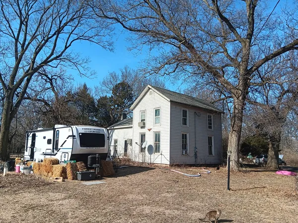 $99,000 | 1425 East State Route 71, Ottawa, IL 61350