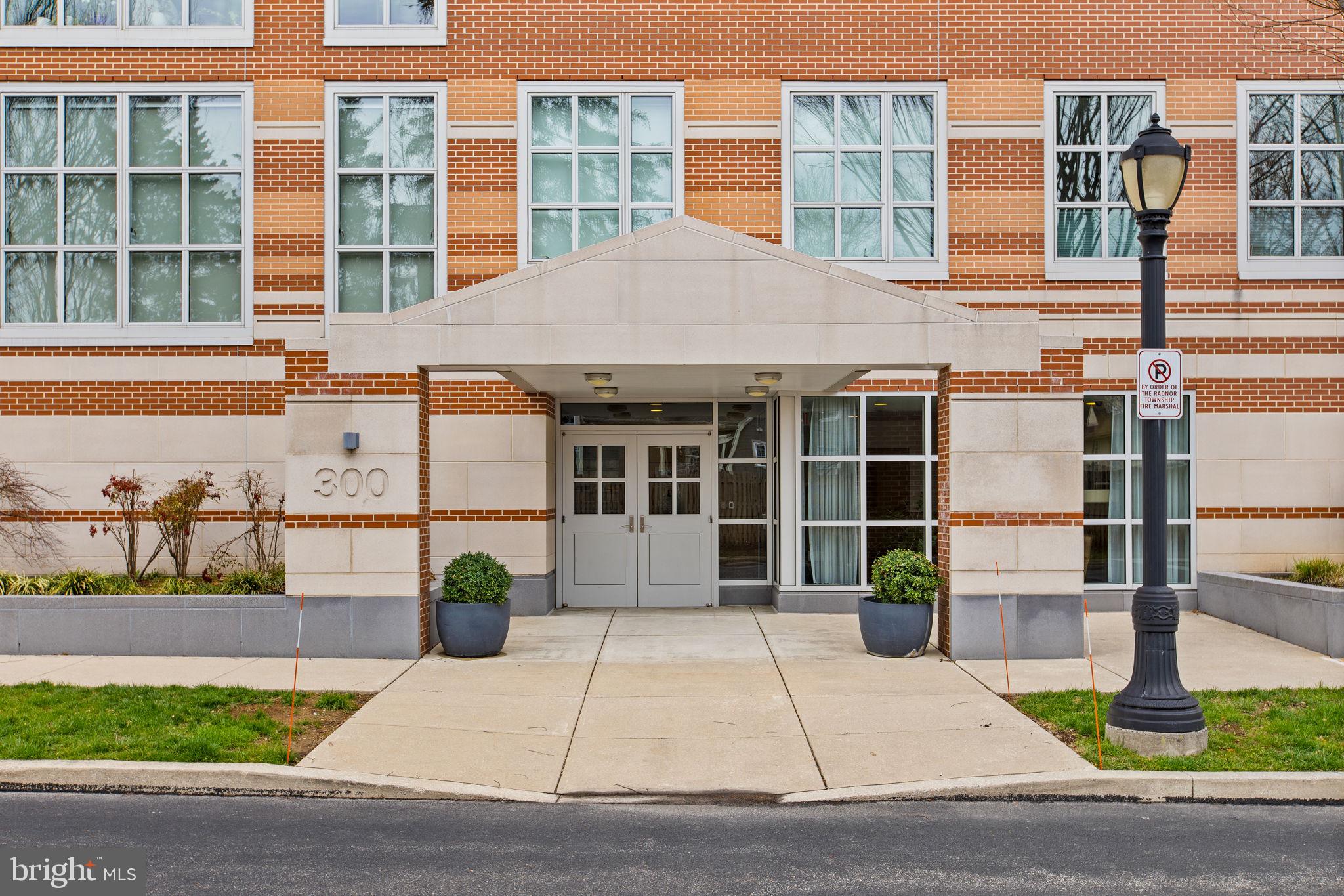 300 Iron Works Way, Unit 326 Wayne, PA 19087 - Photo 2 of 38