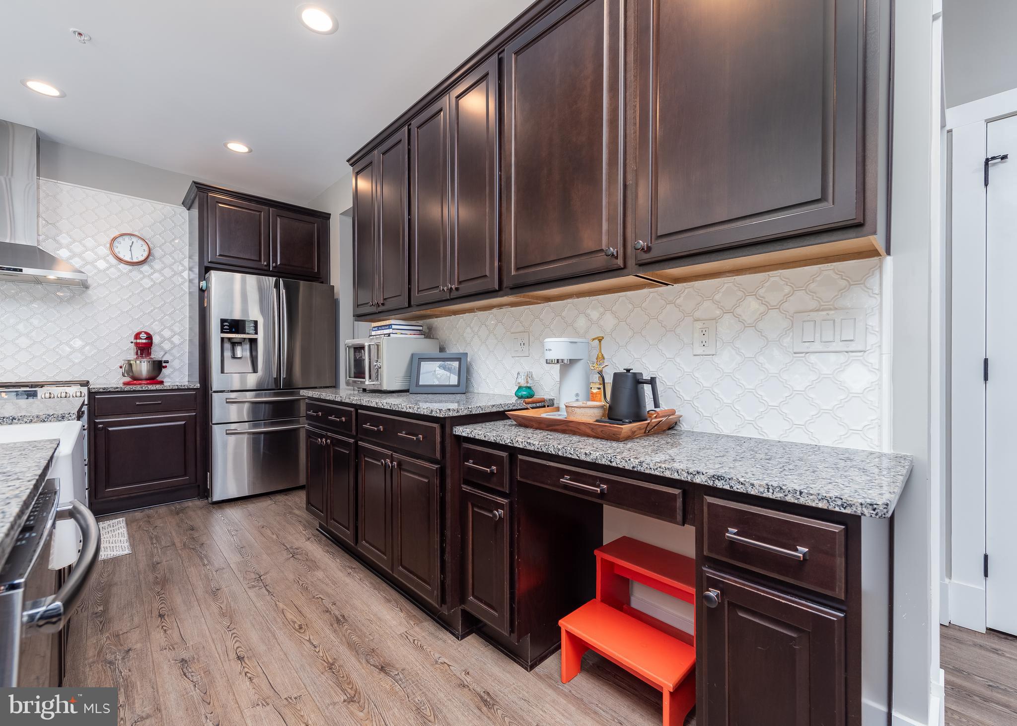 1114 Chevron Road Severn, MD 21144 - Photo 9 of 41 Upgraded cabinets in kitchen