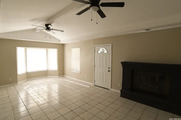 $1,200 | 3522 Bob Billa Street, San Antonio, TX 78223