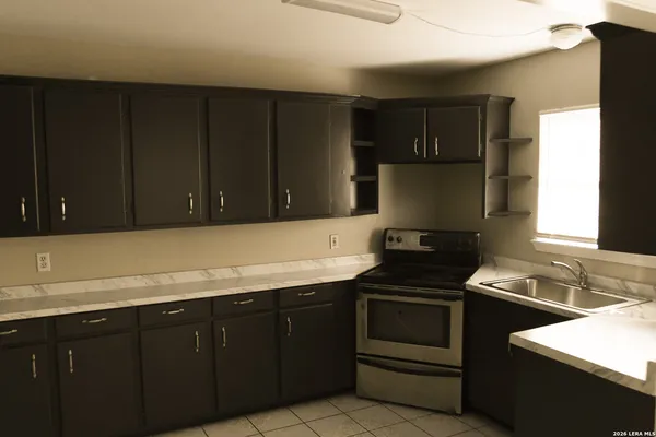 $1,200 | 3522 Bob Billa Street, San Antonio, TX 78223