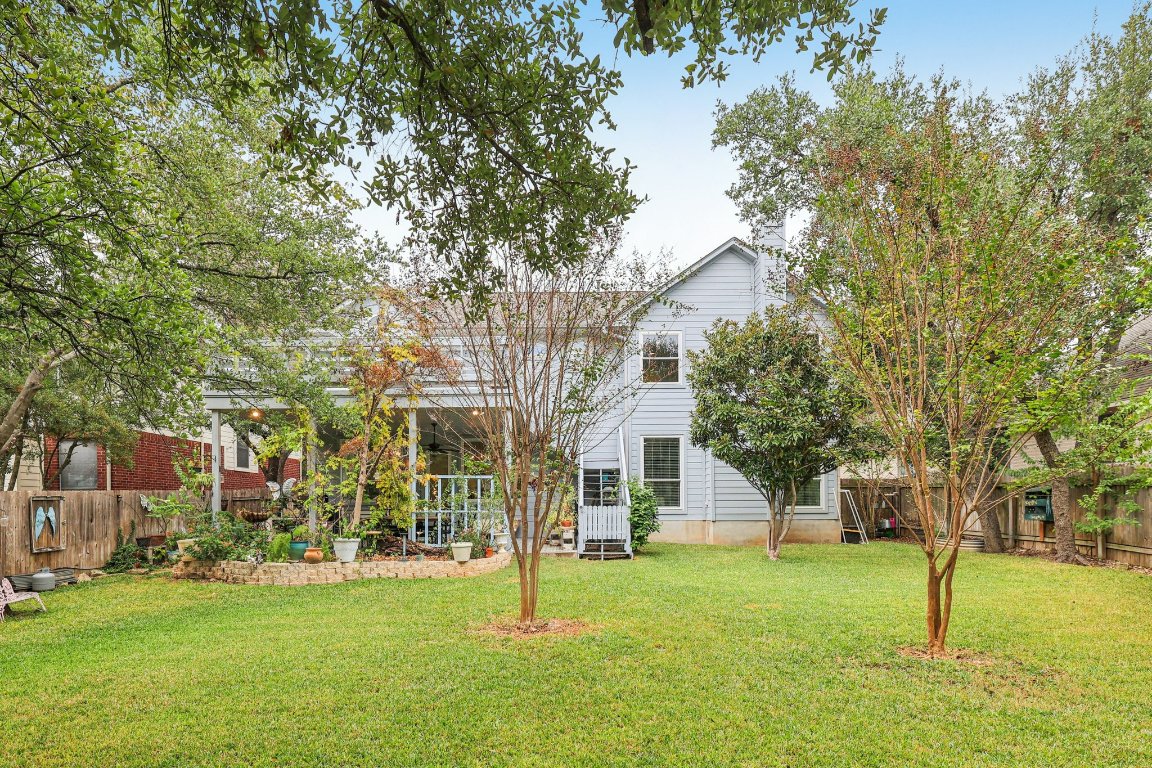 1108 Dalea Bluff Round Rock, TX 78665 - Photo 39 of 40 a front view of a house with a garden