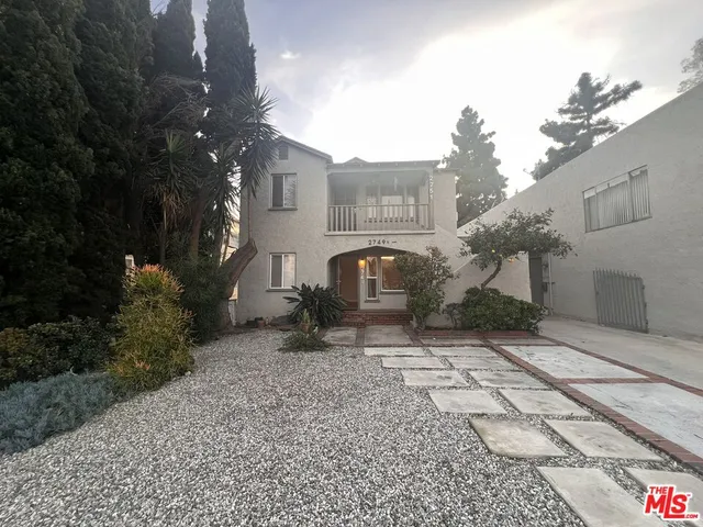 $2,795 | 2749 South Sepulveda Boulevard, Los Angeles, CA 90064