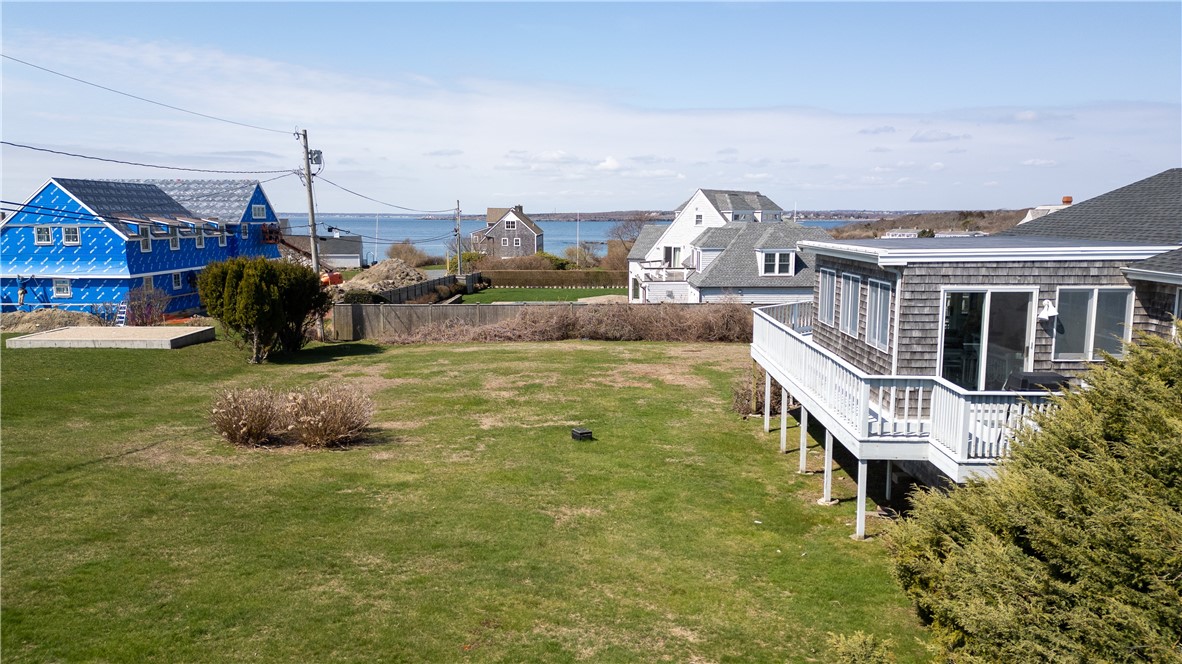 19 Chartier Circle Newport, RI 02840 - Photo 18 of 23