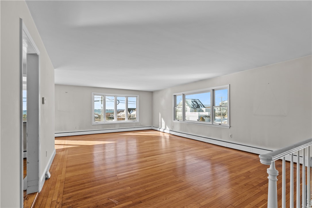 19 Chartier Circle Newport, RI 02840 - Photo 7 of 23