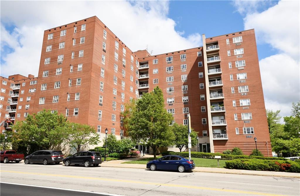 4625 Fifth Avenue, Unit 202 Pittsburgh, PA 15213 - Photo 1 of 32 University Square #1 is a nine-story condominium building located in the heart of North Oakland, Pittsburgh.