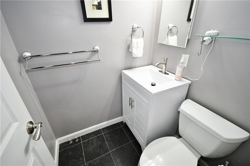 4625 Fifth Avenue, Unit 202 Pittsburgh, PA 15213 - Photo 24 of 32 Bright primary bathroom.