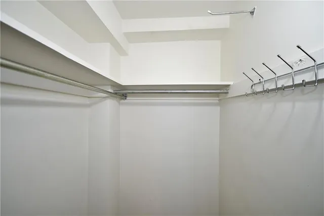 $145,000 | 4625 Fifth Avenue, Unit 202, Pittsburgh, PA 15213