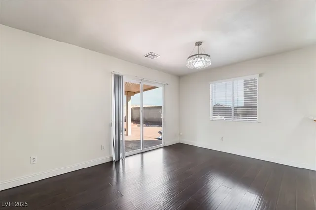 $2,550 | 660 Bonanza Plain Avenue, Henderson, NV 89011