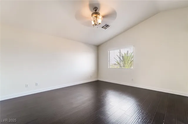 $2,550 | 660 Bonanza Plain Avenue, Henderson, NV 89011