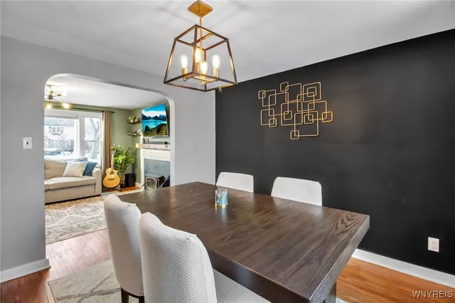 $329,900 | 204 Ridgewood Drive, Amherst, NY 14226