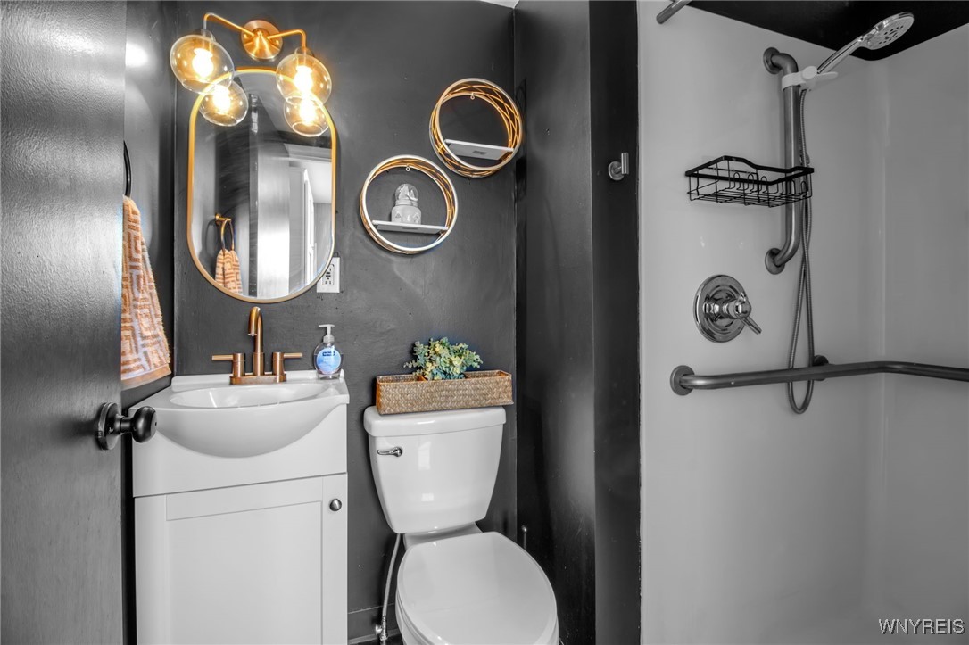 204 Ridgewood Drive Amherst, NY 14226 - Photo 8 of 15