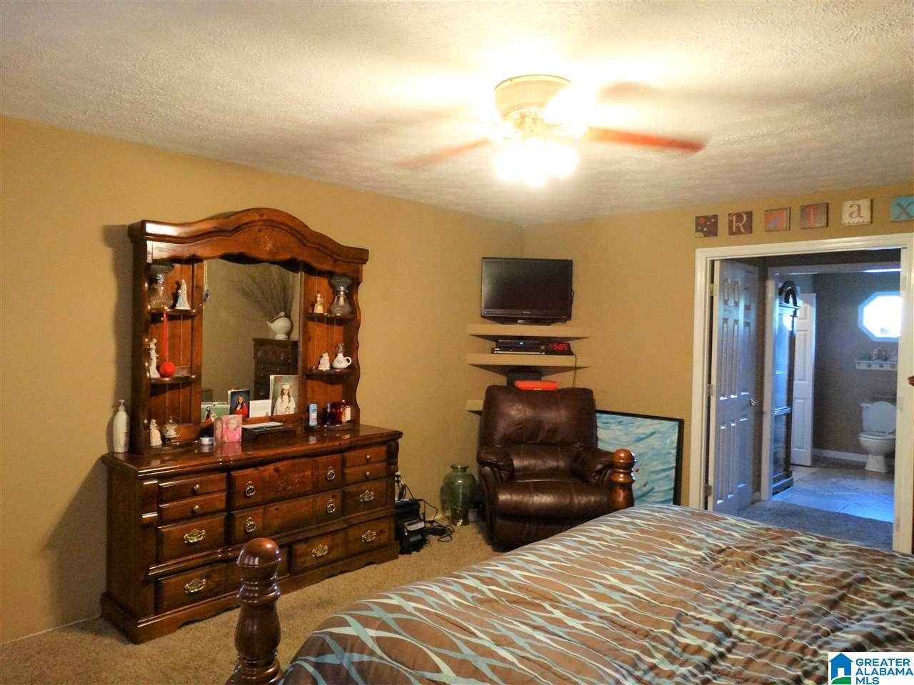 805 Allen Street Talladega, AL 35160 - Photo 8 of 33