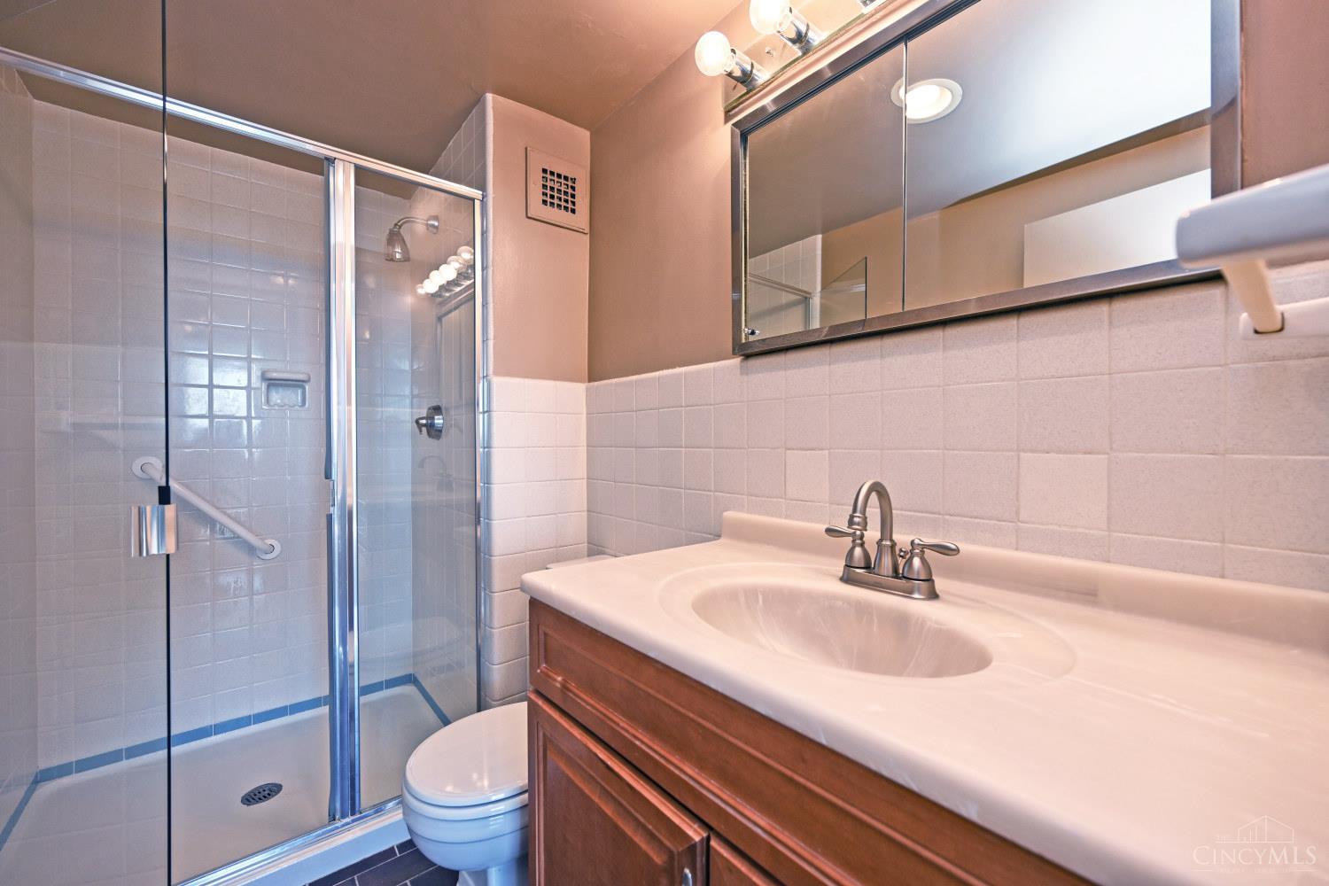 2324 Madison Road, Unit 703 Cincinnati, OH 45208 - Photo 28 of 35 Gallery Image 28