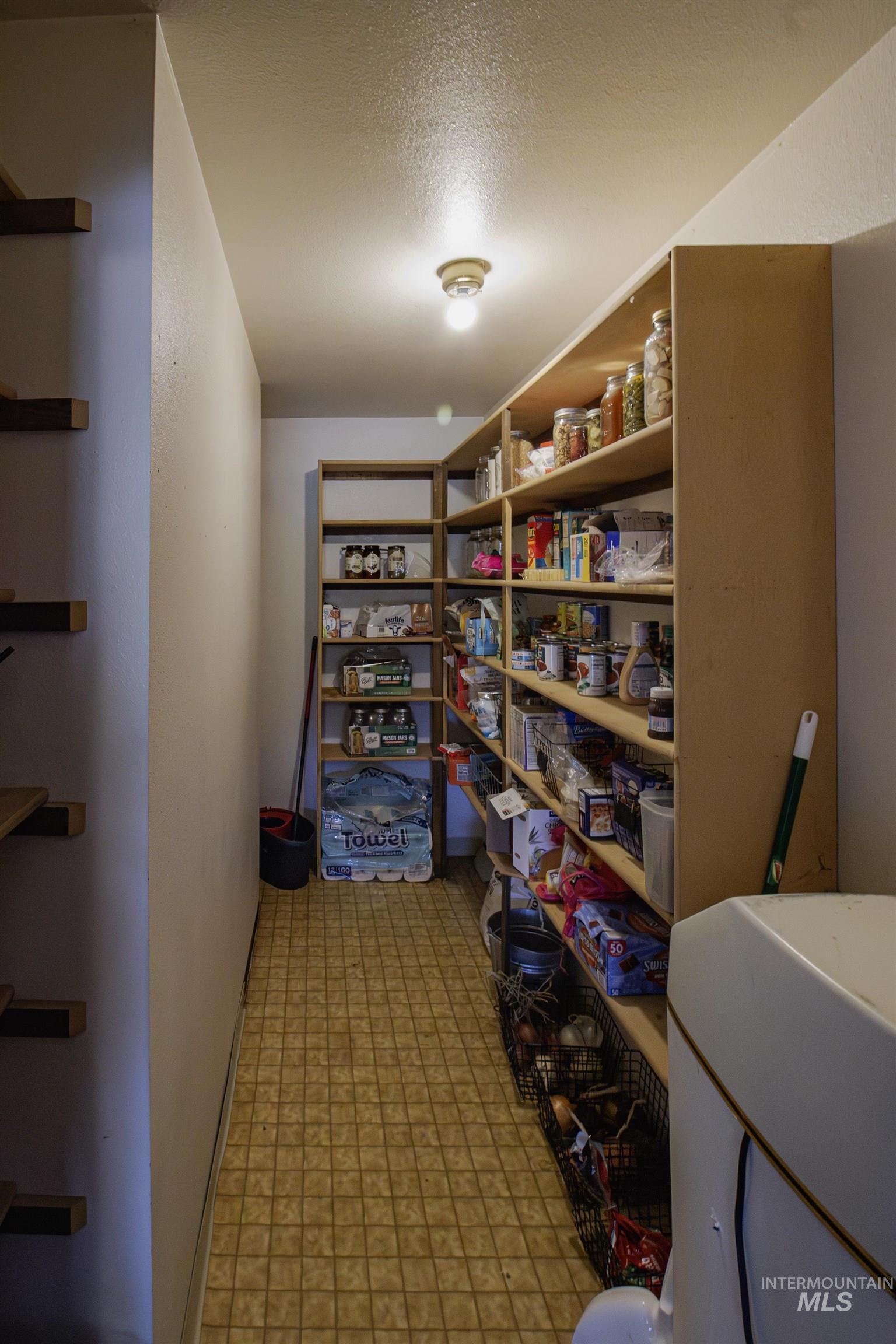 887 Overstreet Road Nyssa, OR 97913 - Photo 30 of 50 View of storage area