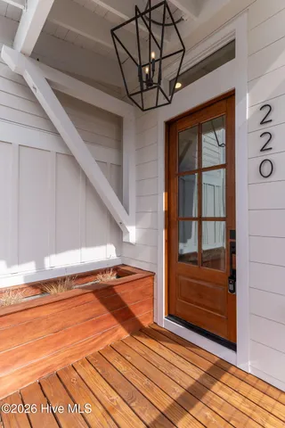 $1,690,000 | 220 Georgia Avenue, Carolina Beach, NC 28428