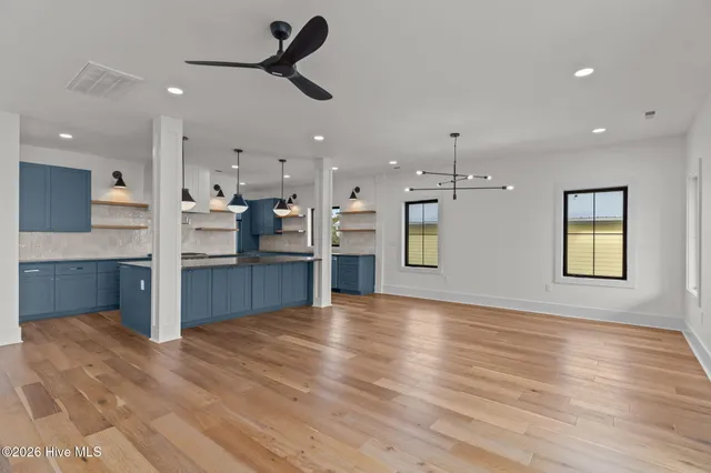 $1,690,000 | 220 Georgia Avenue, Carolina Beach, NC 28428