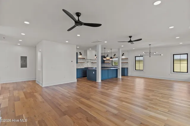 $1,690,000 | 220 Georgia Avenue, Carolina Beach, NC 28428