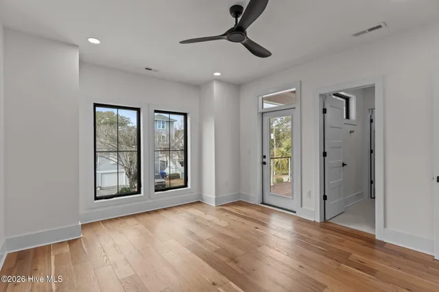 $1,690,000 | 220 Georgia Avenue, Carolina Beach, NC 28428