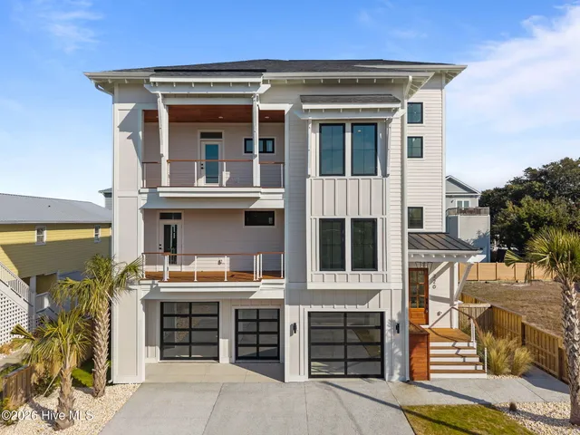 $1,690,000 | 220 Georgia Avenue, Carolina Beach, NC 28428