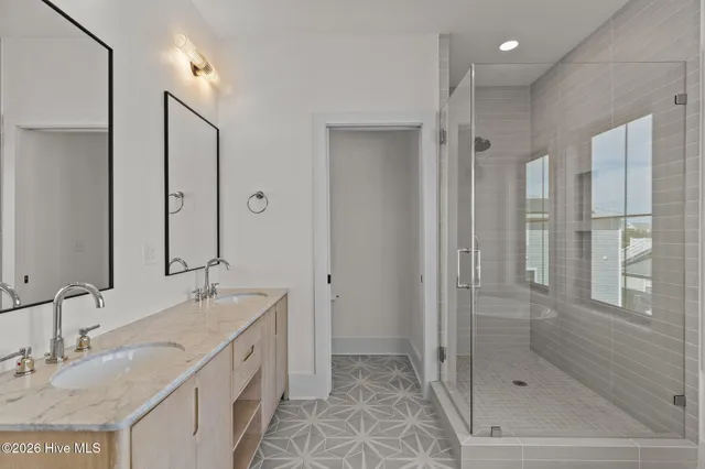 $1,690,000 | 220 Georgia Avenue, Carolina Beach, NC 28428