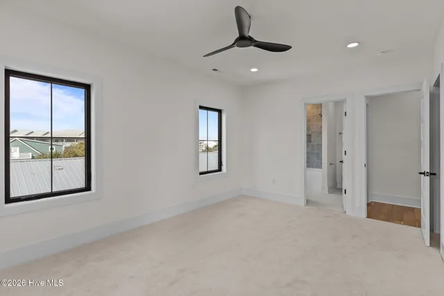 $1,690,000 | 220 Georgia Avenue, Carolina Beach, NC 28428