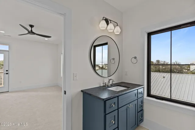 $1,690,000 | 220 Georgia Avenue, Carolina Beach, NC 28428