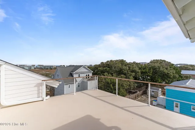 $1,690,000 | 220 Georgia Avenue, Carolina Beach, NC 28428