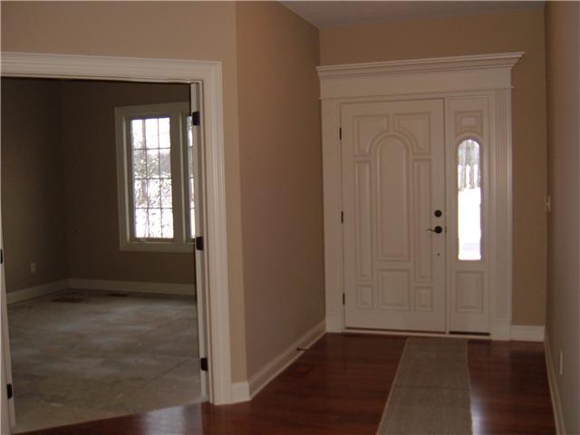 5337 Slater Ridge, Unit 17 Westerville, OH 43082 - Photo 2 of 8 Gallery Image 2