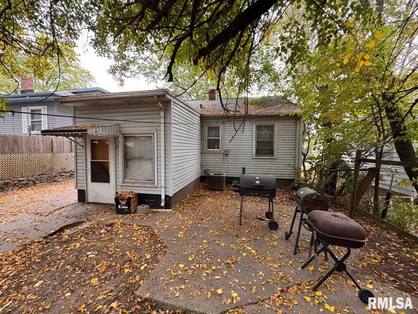 $44,900 | 2417 West Ann Street, Peoria, IL 61605