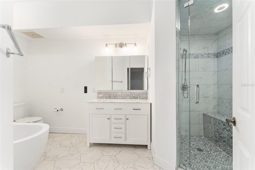 201 Southeast 2nd Avenue, Unit 418 Gainesville, FL 32601 - Photo 33 of 59