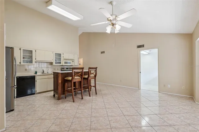 $275,000 | 2192 Swedish Drive, Unit 26, Clearwater, FL 33763