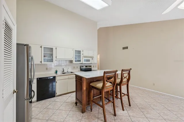$275,000 | 2192 Swedish Drive, Unit 26, Clearwater, FL 33763