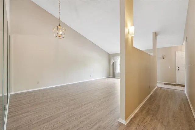 $275,000 | 2192 Swedish Drive, Unit 26, Clearwater, FL 33763