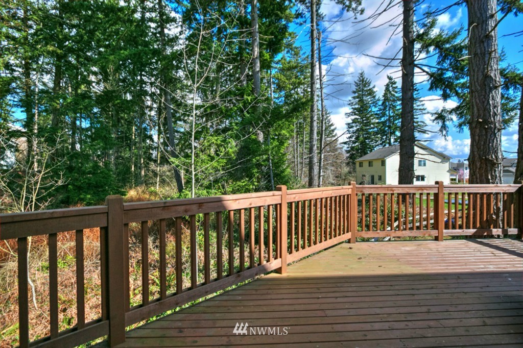 502 Jericho Avenue Northeast Renton, WA 98059 - Photo 4 of 12 Gallery Image 4