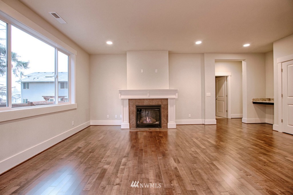 502 Jericho Avenue Northeast Renton, WA 98059 - Photo 8 of 12 Gallery Image 8