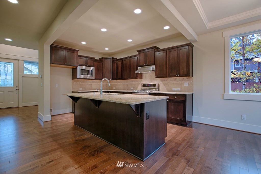 502 Jericho Avenue Northeast Renton, WA 98059 - Photo 9 of 12 Gallery Image 9
