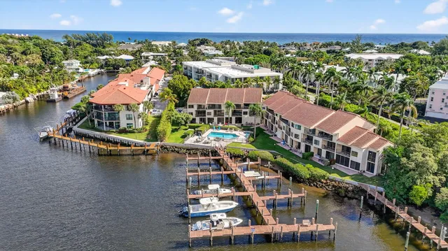 $750,000 | 1111 George Bush Boulevard, Unit L, Delray Beach, FL 33483