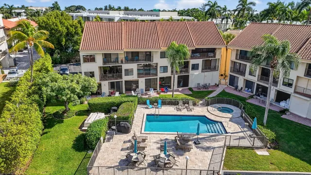 $750,000 | 1111 George Bush Boulevard, Unit L, Delray Beach, FL 33483