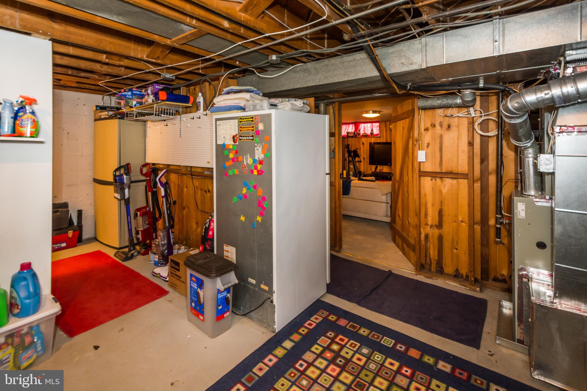1611 Loch Ness Road Towson, MD 21286 - Photo 25 of 27 Lots of storage, refrigerator/freezer included