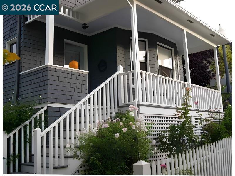 133 Pinole Street Hercules, CA 94547 - Photo 3 of 5