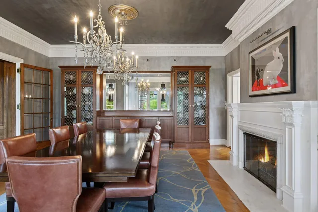 $3,995,000 | 2218 West Lake Of The Isles Parkway, Minneapolis, MN 55405