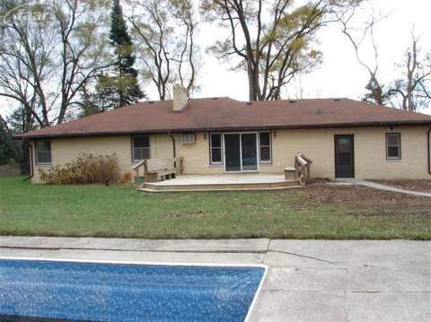 4215 East Stanley Road Mount Morris, MI 48458 - Photo 12 of 13 20386398-11.JPG