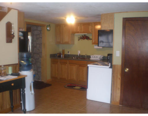 67 Border Road Holbrook, MA 02343 - Photo 2 of 5