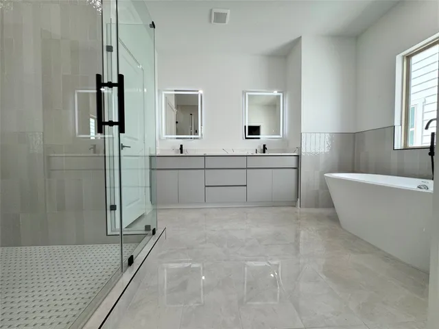 $399,900 | 1504 Griffin Street, Houston, TX 77009