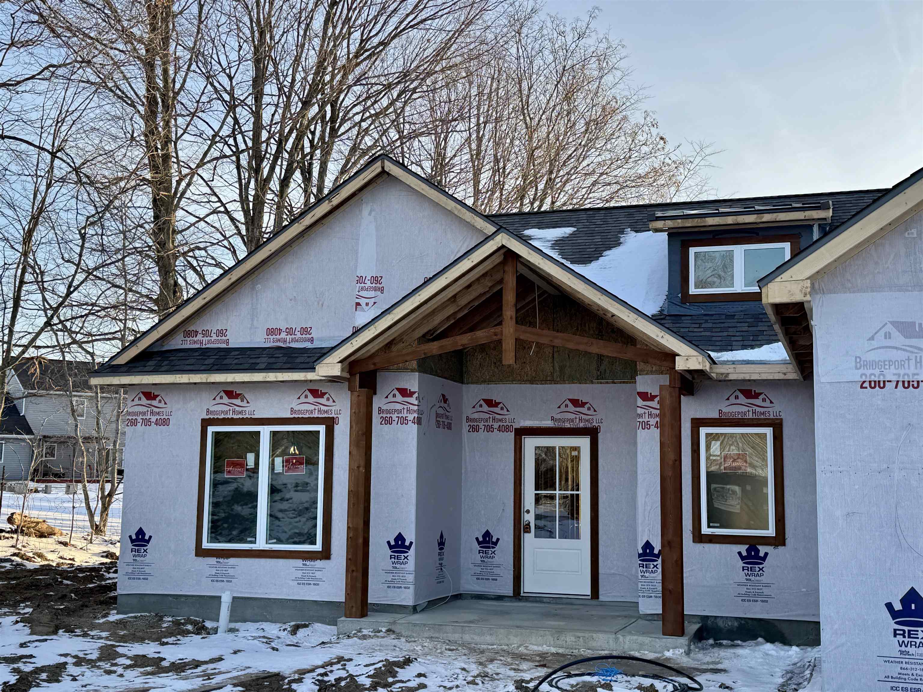 2252 Highlander Drive Warsaw, IN 46580 - Photo 2 of 35