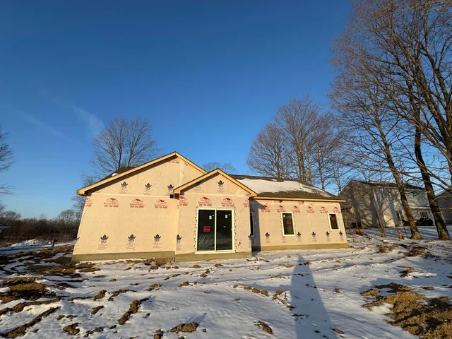 $409,000 | 2252 Highlander Drive, Warsaw, IN 46580